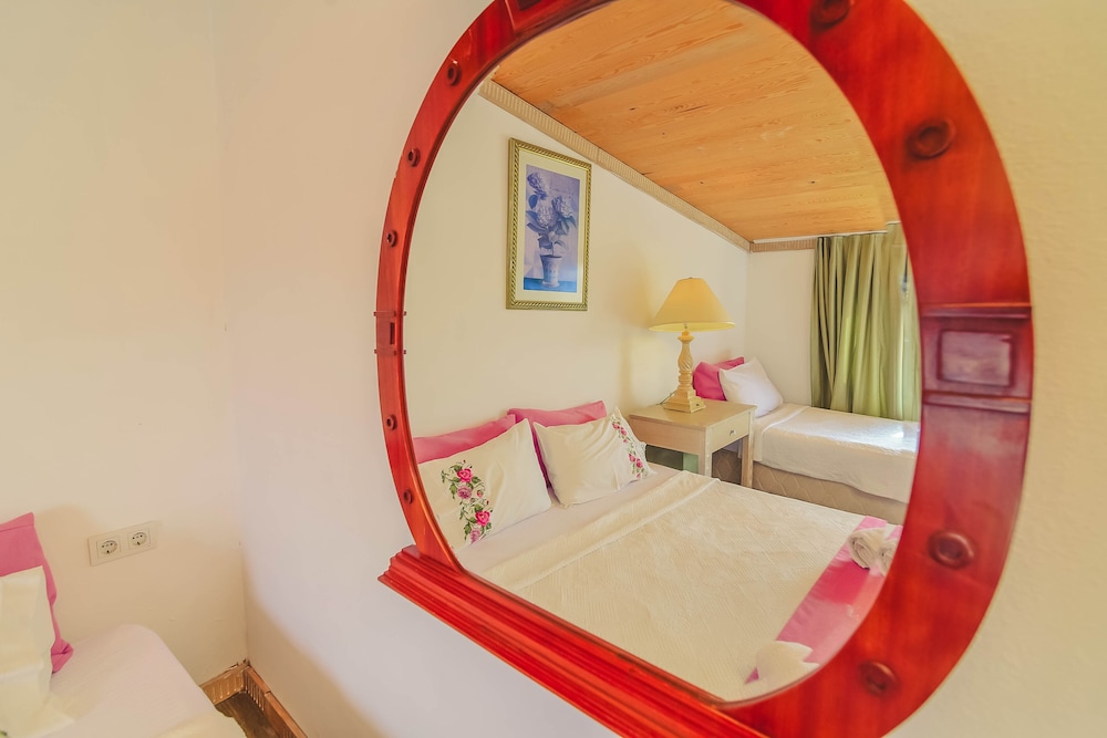 Alacati Asmalı Konak Hotel - Image 18