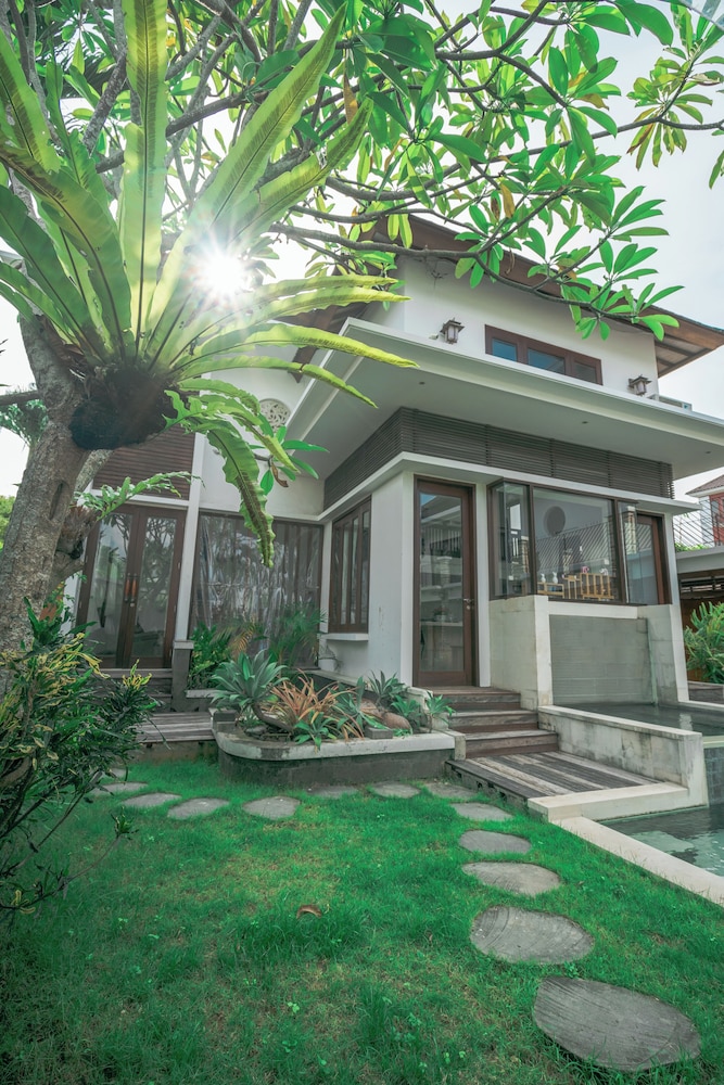 Dreamscape Bali Villa