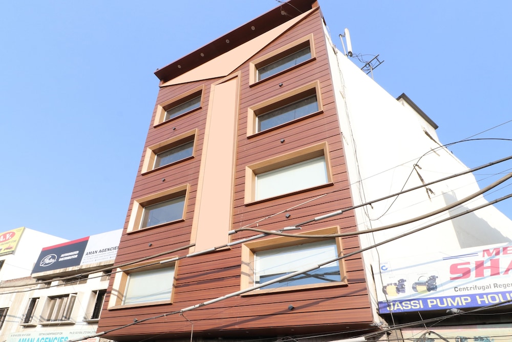 OYO 24029 Hotel P Grand view 4