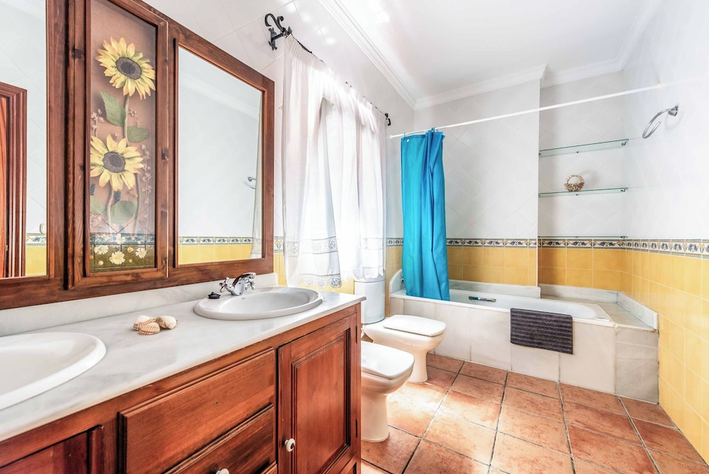 Villa Torrequebrada