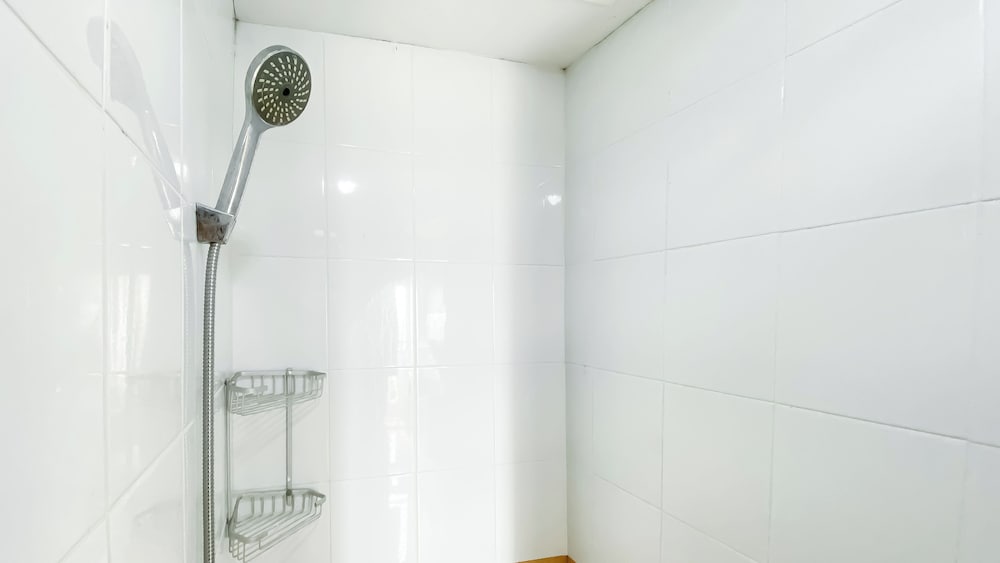 Strategic And Homey 2Br Green Pramuka Apartment