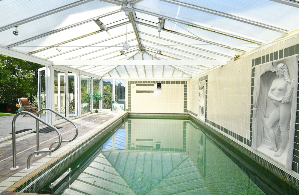 Water Edge House Boathouse