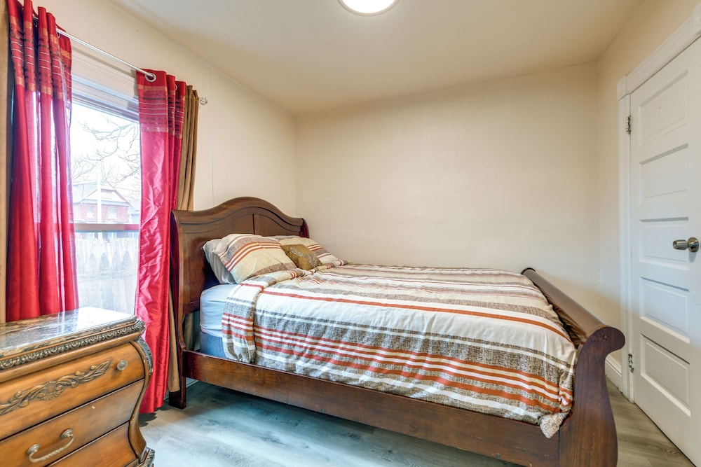 Apartment 2 Mi to Niagara Falls & Whirlpool!
