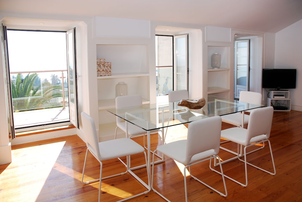 Bairro Alto Apartments by linc