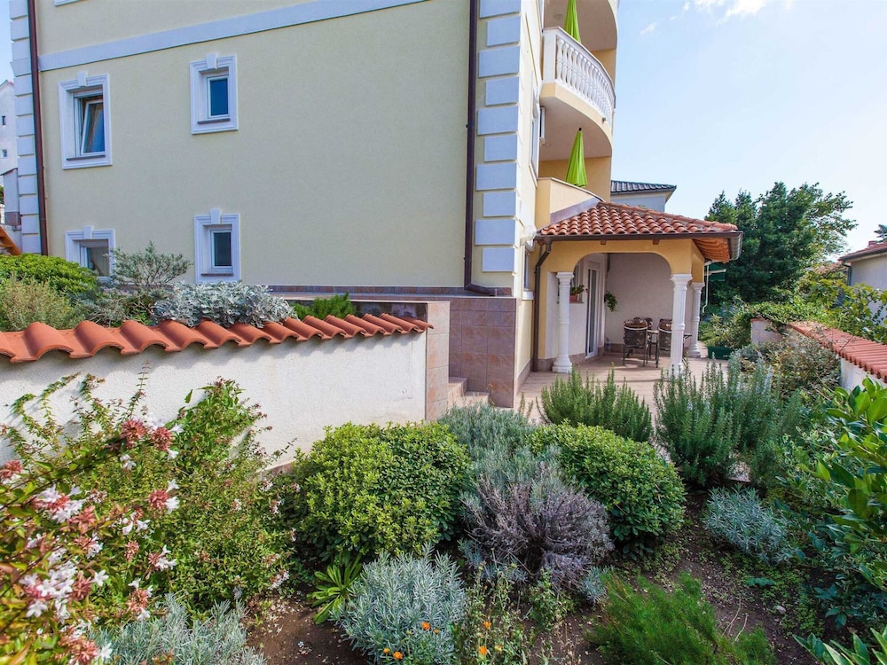 Apartment in Crikvenica Near the Beach view 3