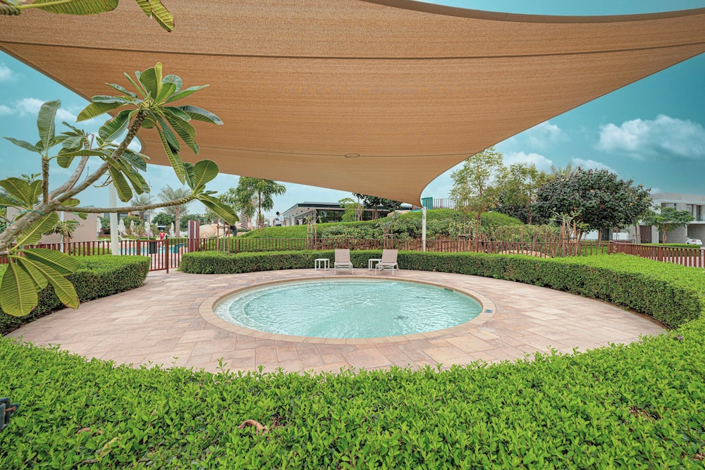 Arabian Ranches 3 Luxury 4 Bedroom Villa