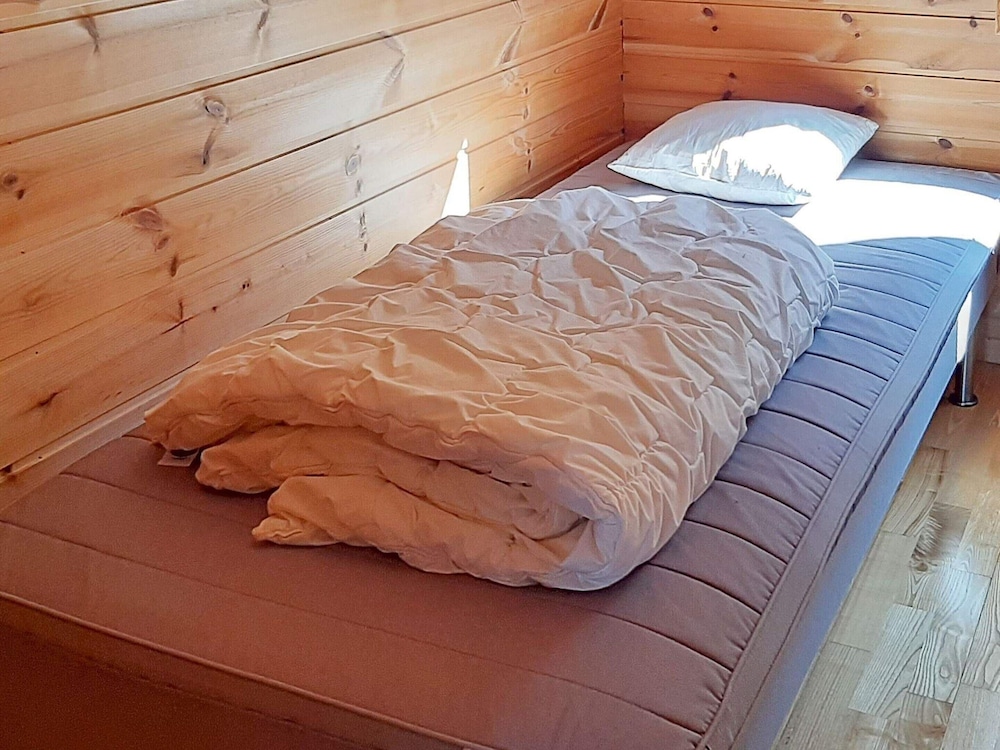 7 Person Holiday Home in Sjernaroy view 2