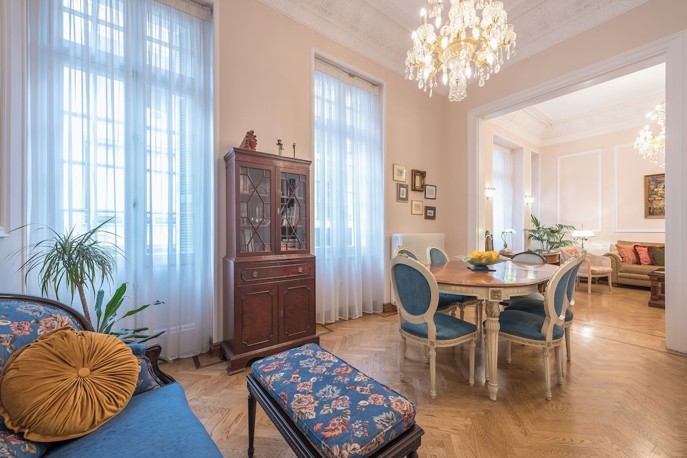 The Rare Luxury Gem in Kolonaki Sq - near Syntagma