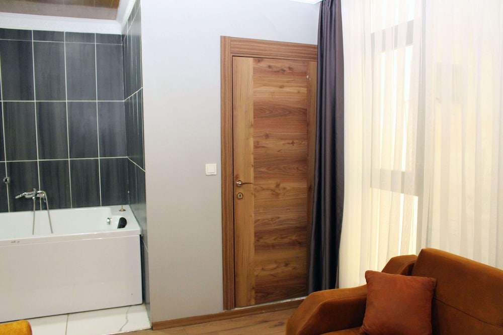 Big Life Otel - Image 62