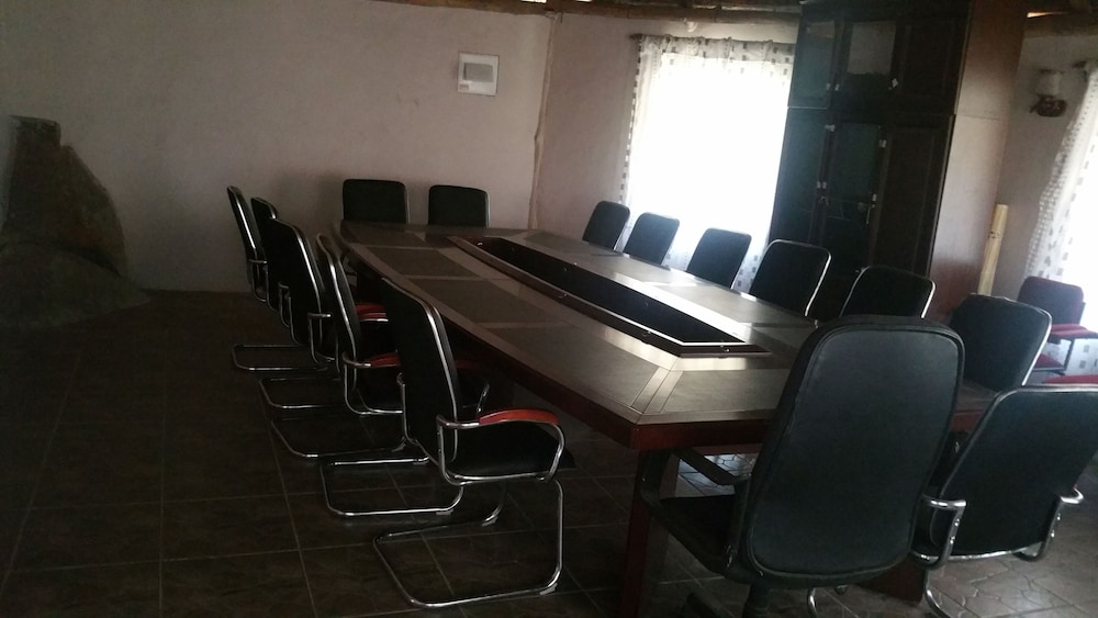 meeting & event spaces