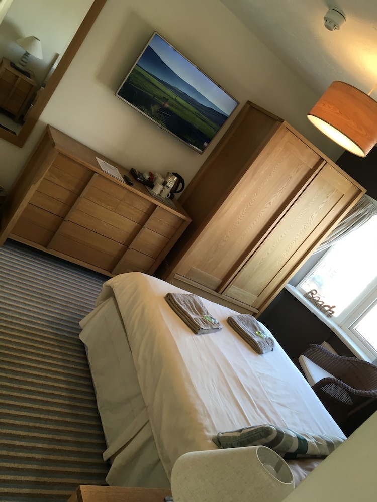 Bideford Vacations - The Waterfront Inn - Property Image 1