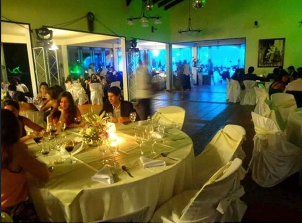 Hosteria La Caldera