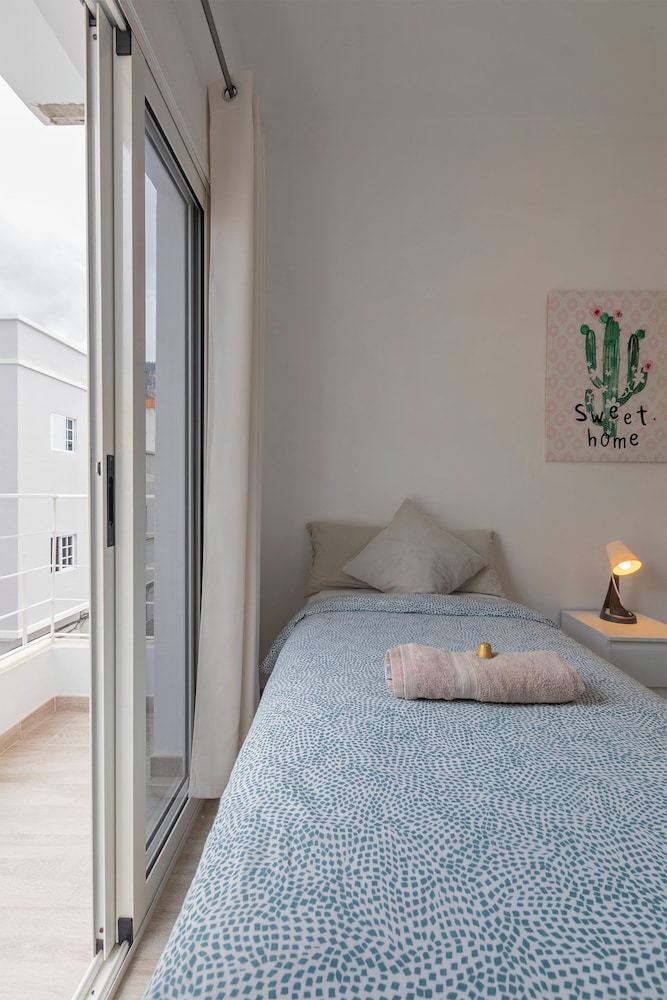 TENERIFE URBAN ROOMS