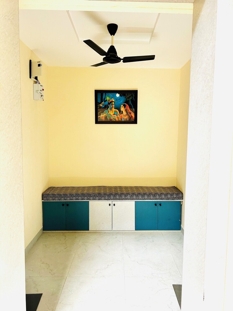 Gokul hotel
