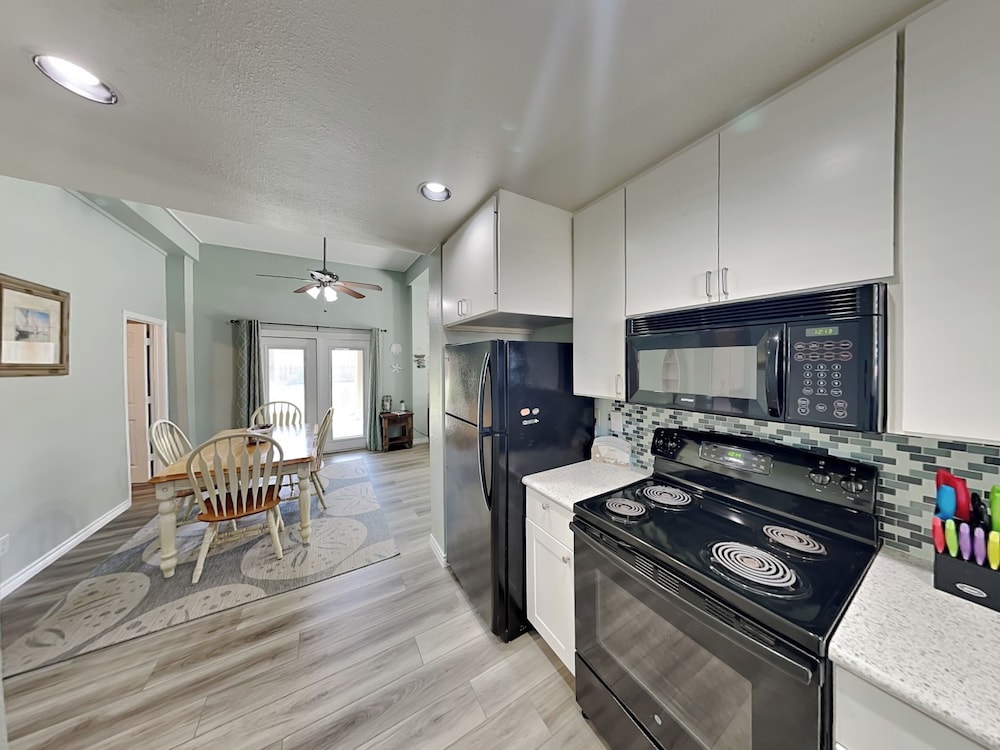 Coastal Hideaway by Silver Sands Vacation Rentals