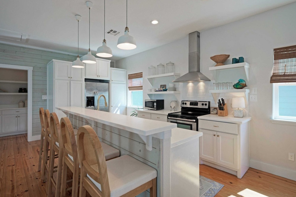 Coastal Escape w/ Pond Views + Pool Access Grahams Getaway by Avantstay