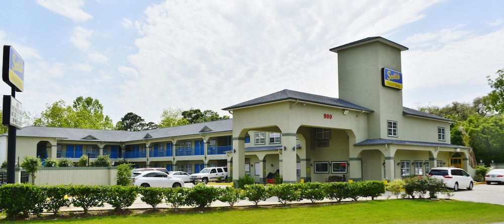 Scottish Inns and Suites Alvin