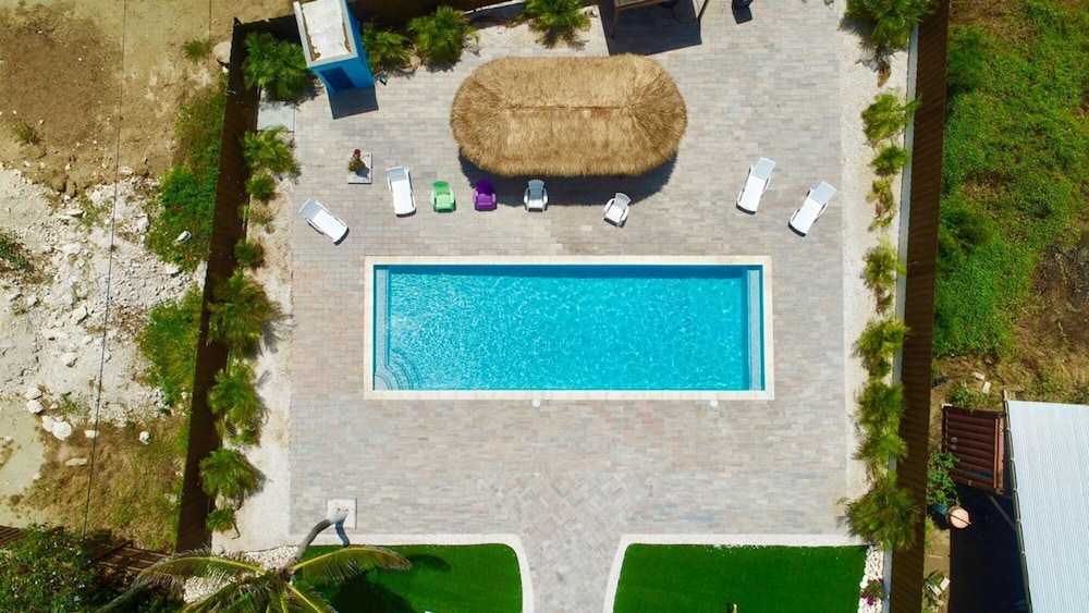 Turibana Plaza Suite 5 w Balcony
