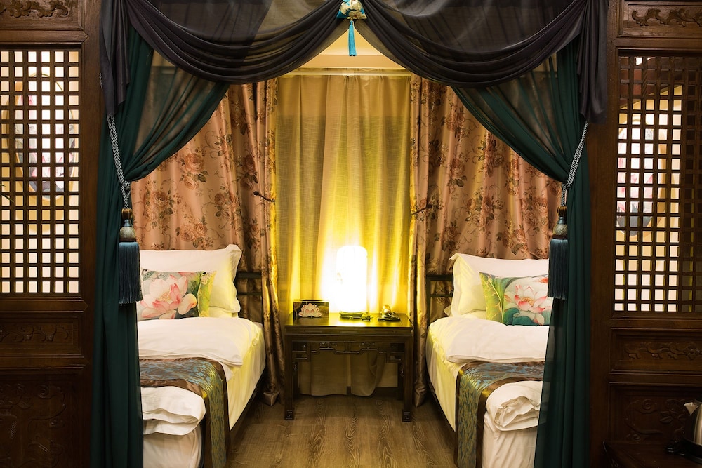 FTYS Hostel