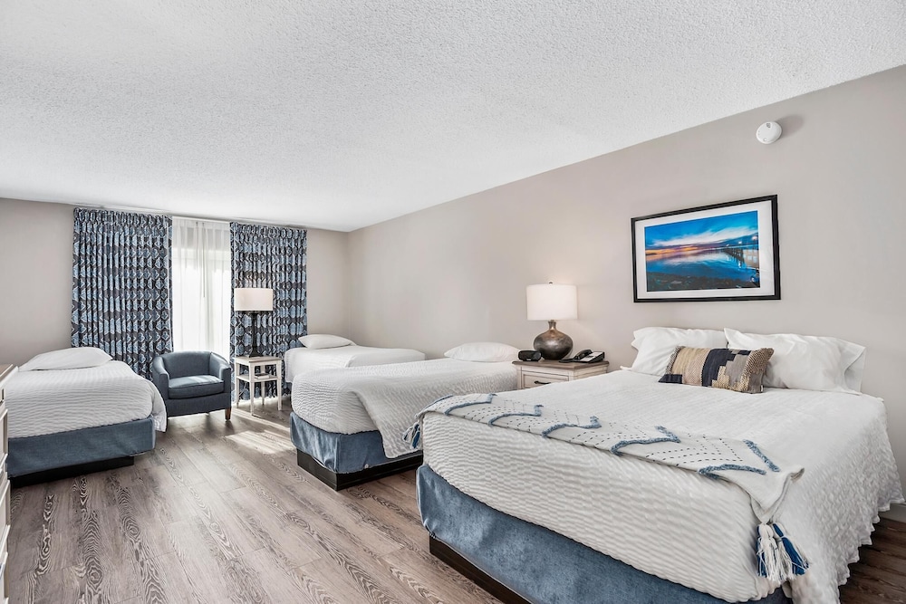 Top Floor Family Deluxe view 3