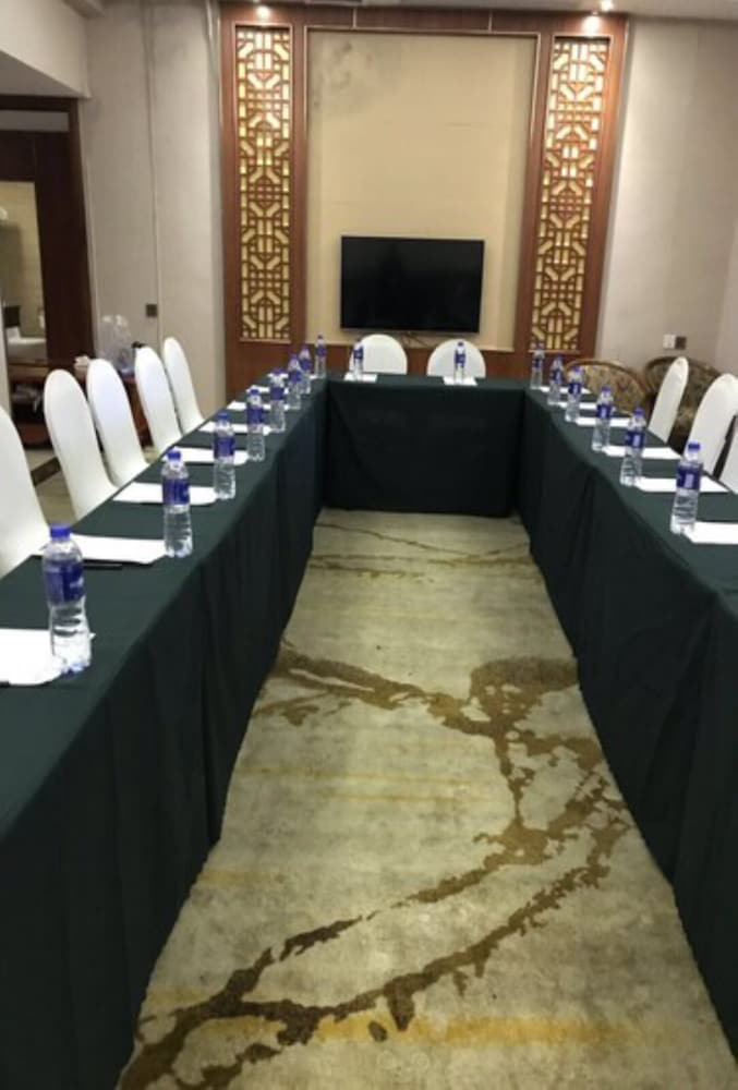 Baoyue Hotel