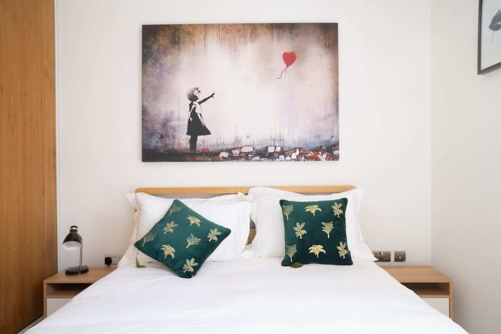 Trendy & Central 2BD Flat -brick Lane, Shoreditch!