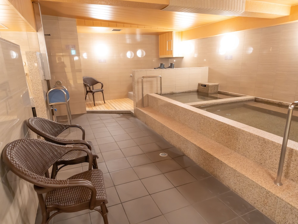 Shinsaibashi ARTY Inn 19