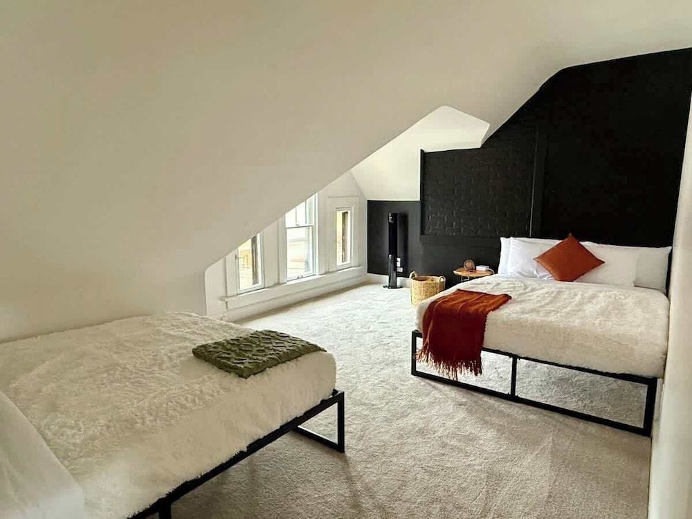 Jungle House Boutique Residences – Downtown Columbus & Short North