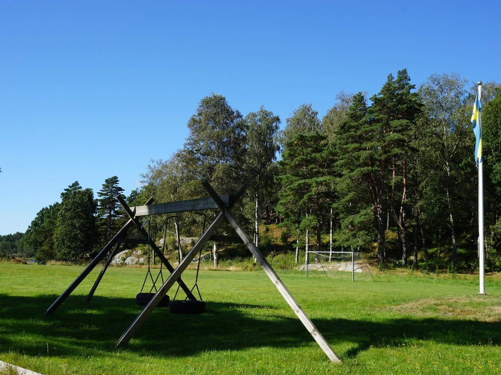 6 Person Holiday Home in Stromstad
