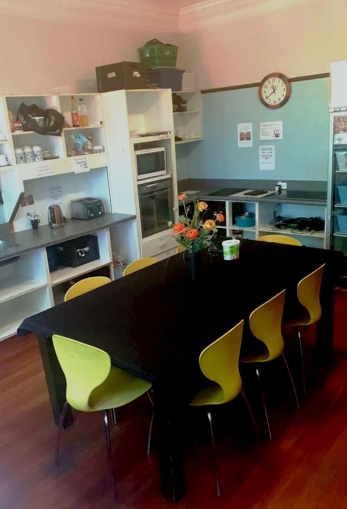 Manor House Backpackers