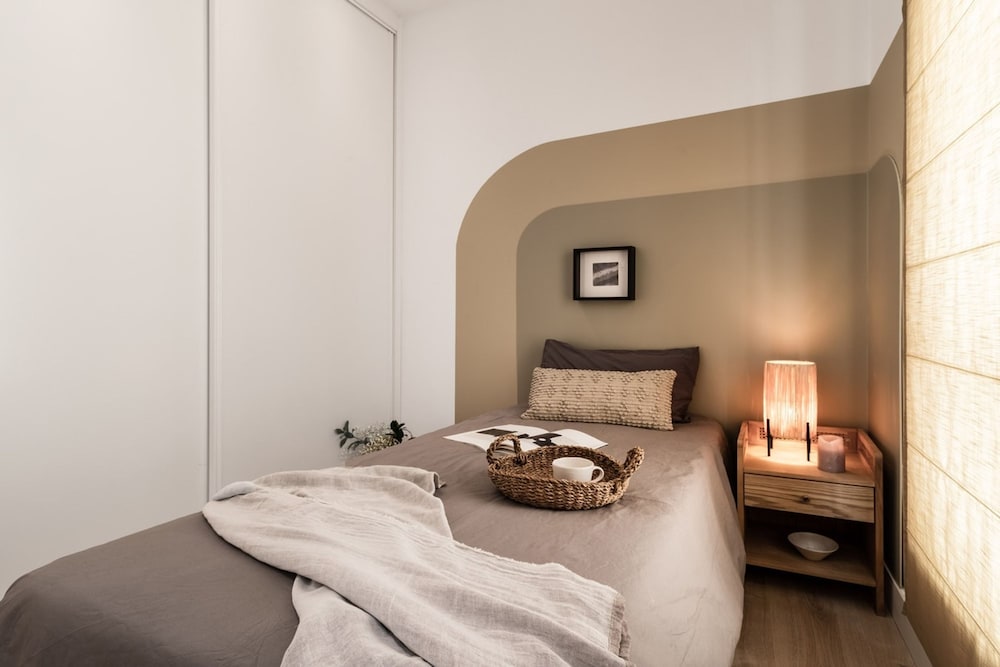 Somma - 2 Bedrooms in Almagro