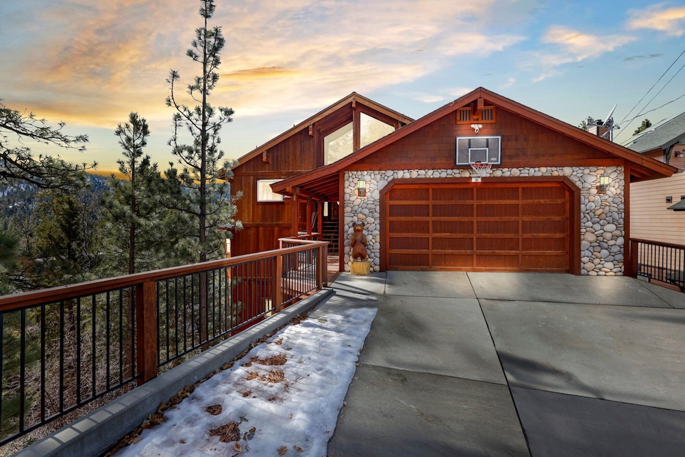 Menlo Slope View Chalet #2233