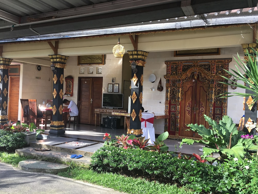 Semeton Homestay