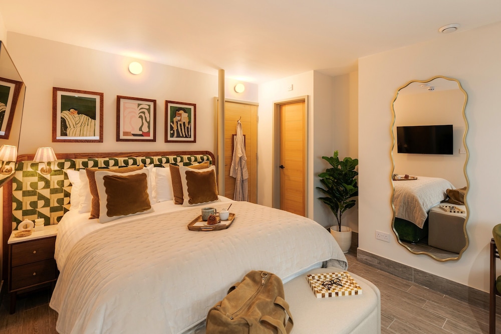 Tower Bridge Road Your Apartment