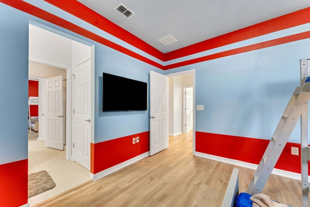2311vd-providence 5 Bedroom Home