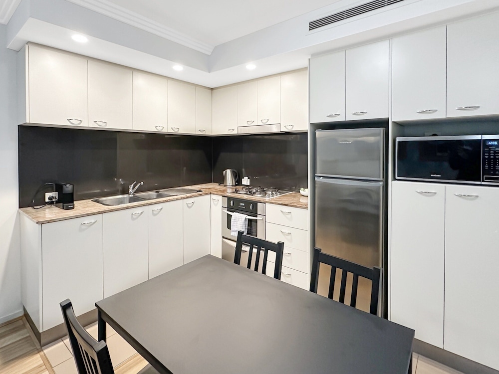 2-bed City Apartment With Gym