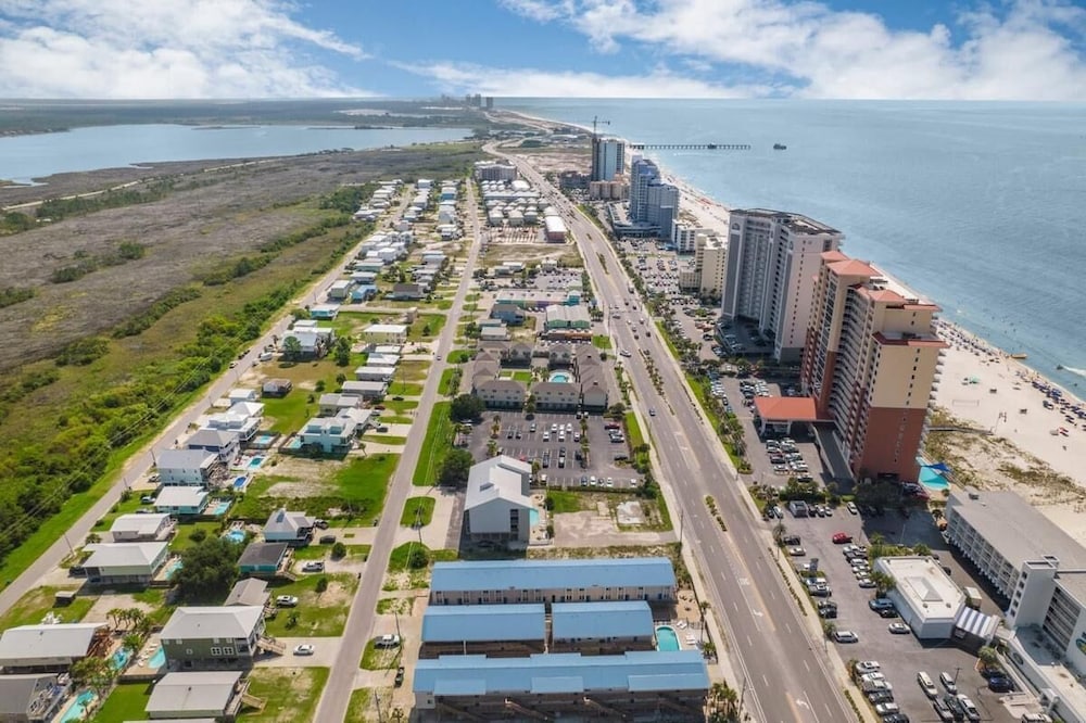 Gulf View 16