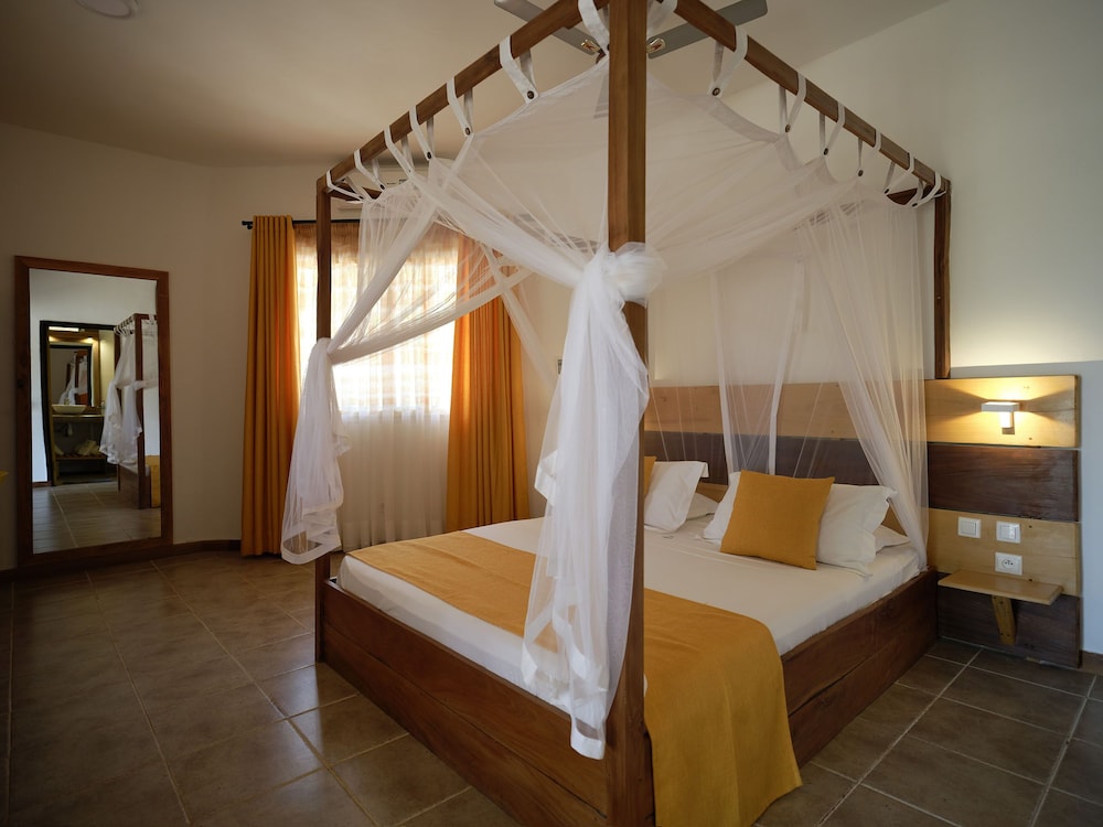 Antsanitia Resort