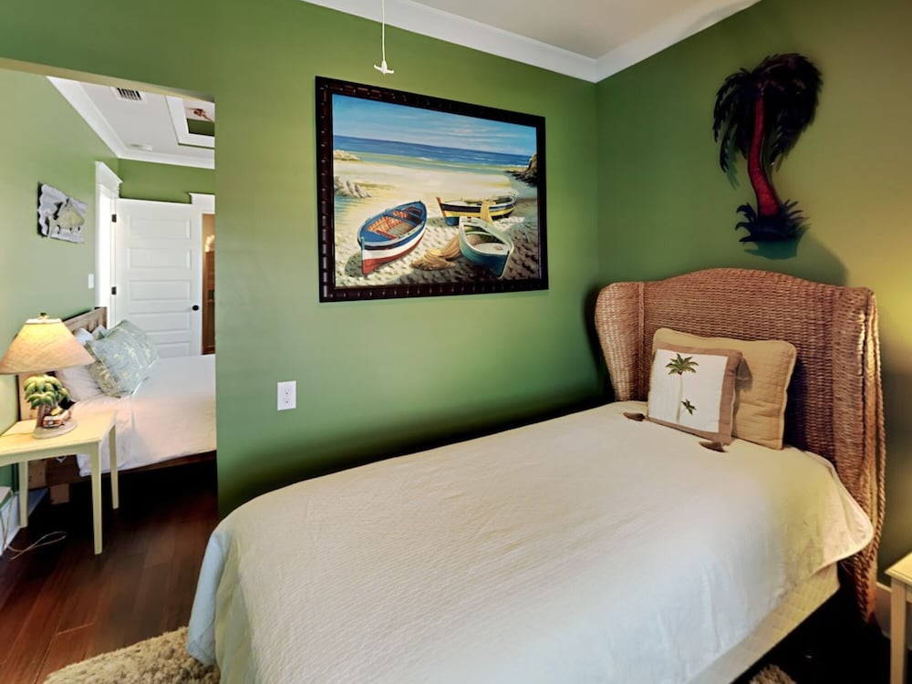Sip N Sea view 3