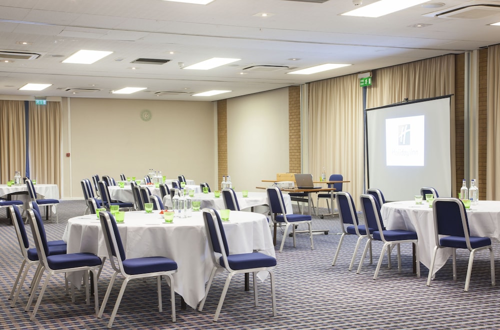 Taunton Vacations - Holiday Inn Taunton, an IHG Hotel - Property Image 3
