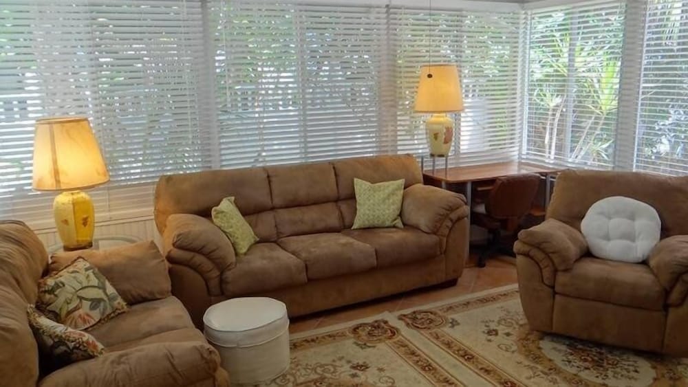 105a 12th Street South Back 2 Bedroom Apts by RedAwning