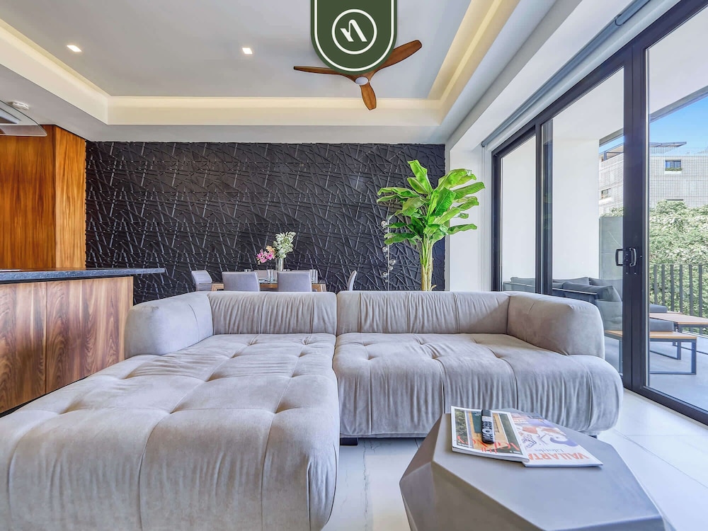 Amazing 1 BR Condo With Terrace - Rooftop Pool