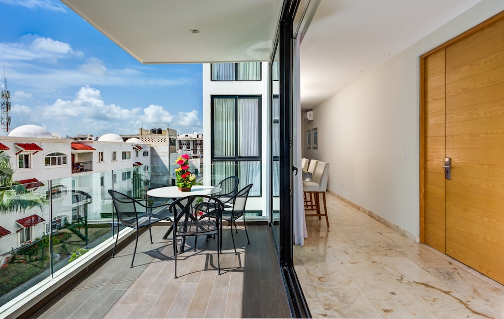 A-Nah Suites Apartamentos by CSR