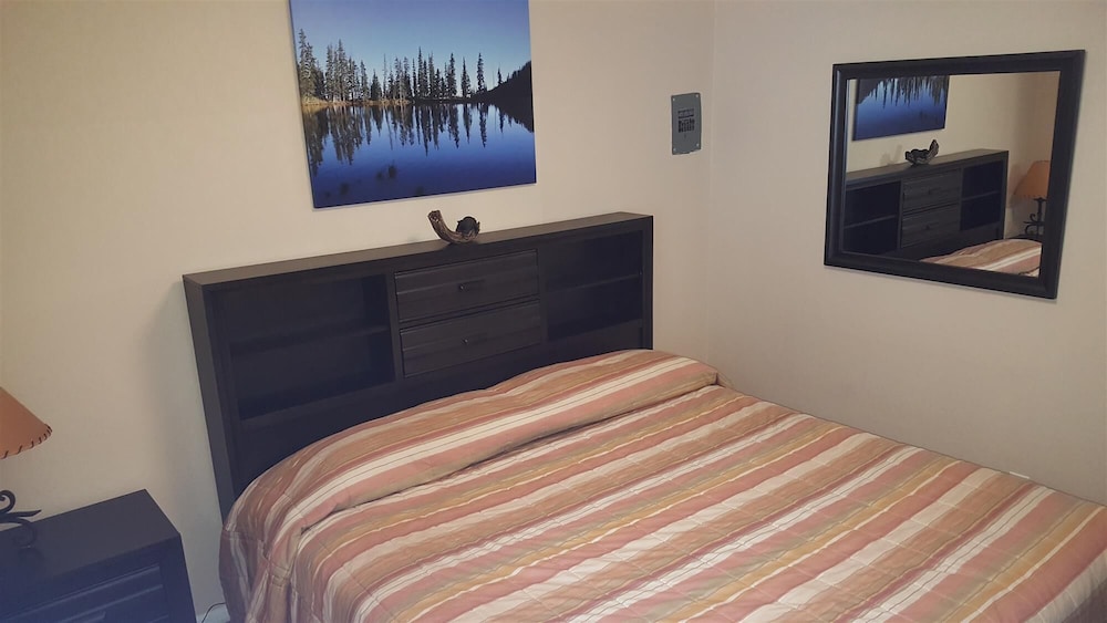 Auslander Condominiums view 3