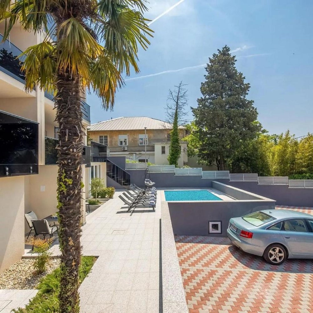 Apartment in Croatia Near the Adriatic Coast