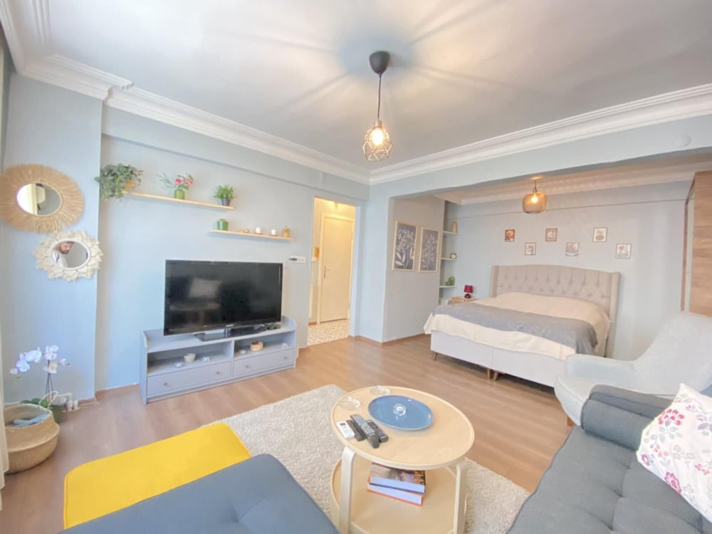 Studio Flat Near Taksim Square in Beyoglu