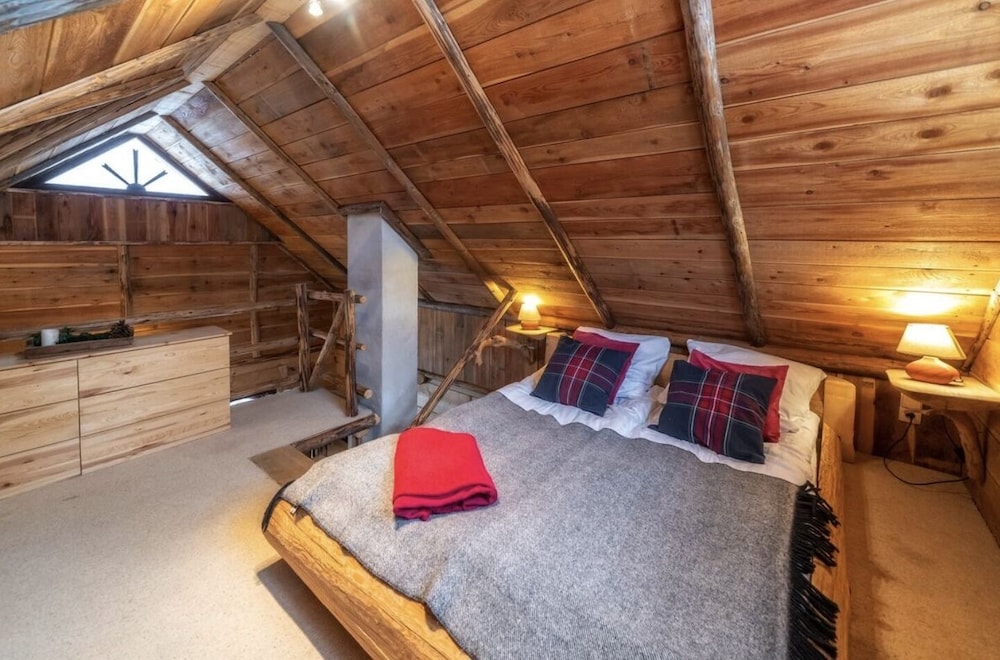 Mountain Shelter by Loft Affair view 2
