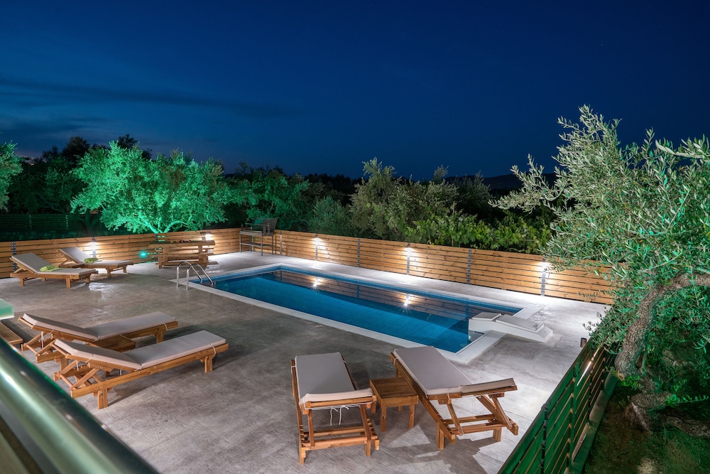 Natura Verde Villas