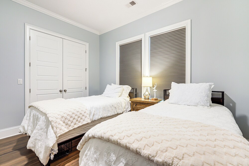 West ATL Home w/ Great Outdoor Space: 4 Mi to Dtwn