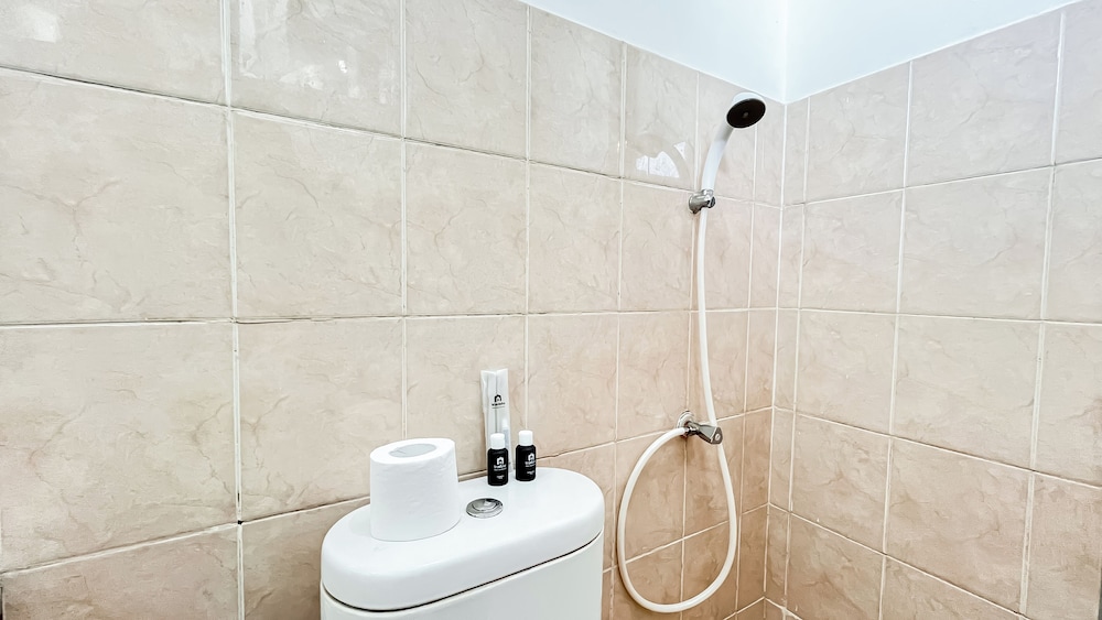 Simply 2Br Apartment At Green Bay Pluit